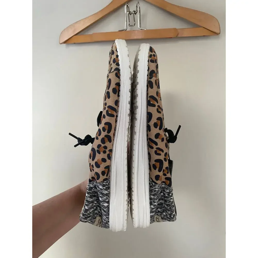 NWT Hey Dude Wendy Funk Cheetah Collage Size 11